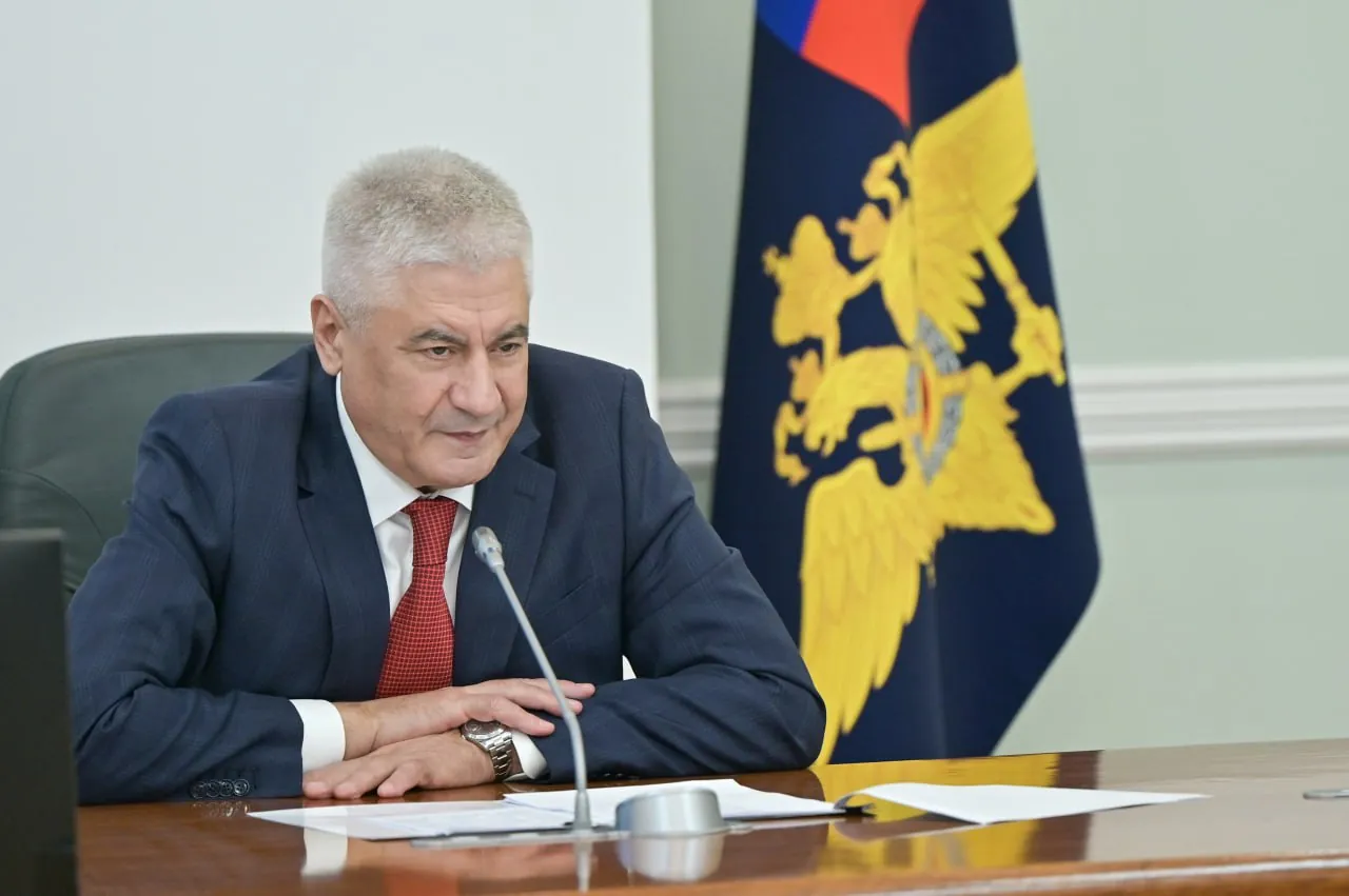Накануне Дня защиты детей Министр внутренних дел Владимир Колокольцев провел торжественную церемонию награждения представителей молодого поколения рос